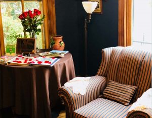 inn living room striped chair