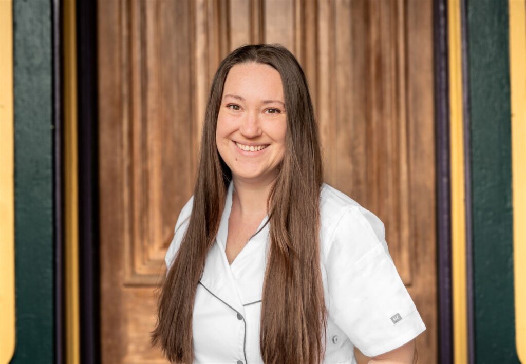 Private Chef Kimberly, owner of Amethyst Inn